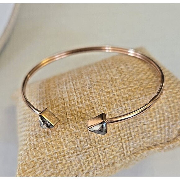 Fossil Open Cuff Bracelet Rose Gold Tone Arrowhead Rhinestone Steel Bangle - Picture 5 of 8
